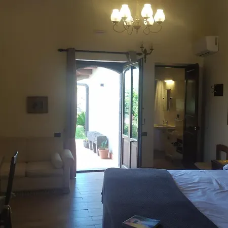 Oda ve Kahvaltı Il Giardino Di Galatea 4*